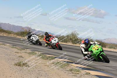 media/Nov-16-2025-Race Pace (Sun) [[8c5fa54630]]/Non Verified Riders (1st 20 Minutes)/3-Turn 3 Inside (11am)/